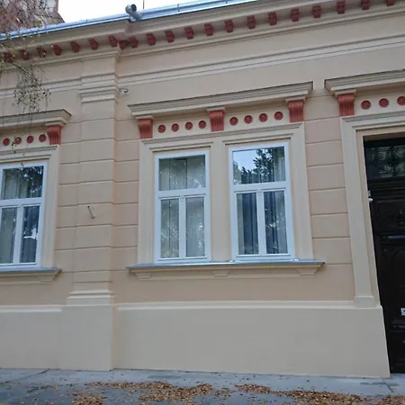 Konzul -Top Apartment, Strict Center, Parking Osijek Zewnętrze zdjęcie