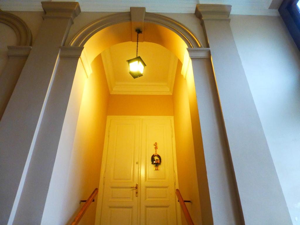 Konzul -top Apartment, Strict Center, Parking